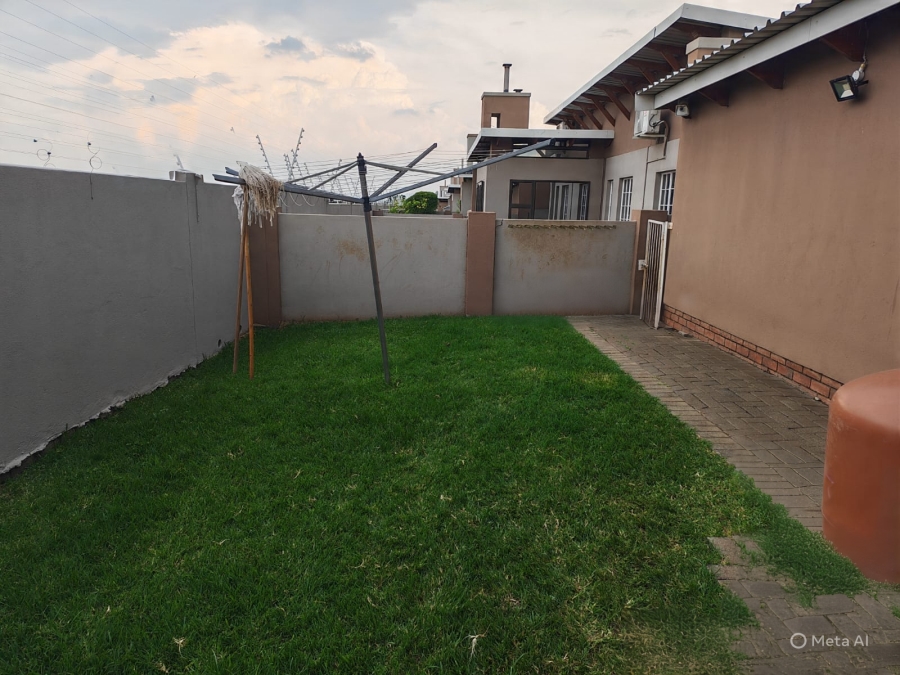 3 Bedroom Property for Sale in Waterval East North West
